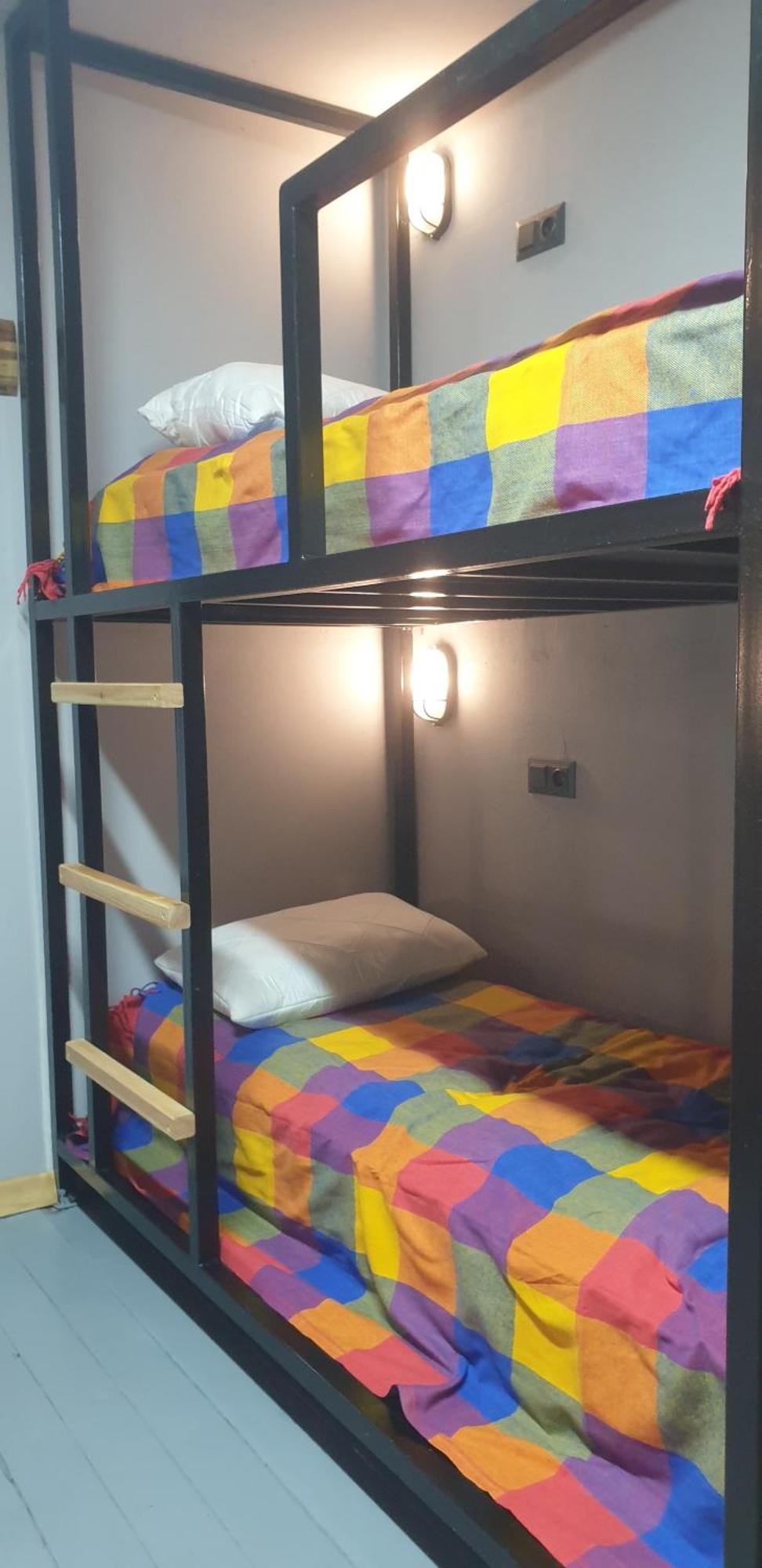 Mine Hostel Dzhergalan Jyrgalan 外观 照片