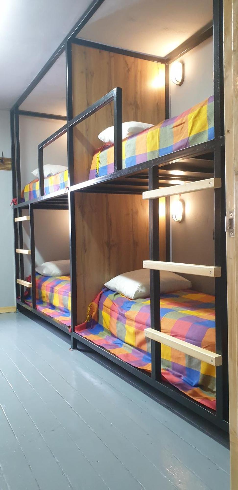 Mine Hostel Dzhergalan Jyrgalan 外观 照片