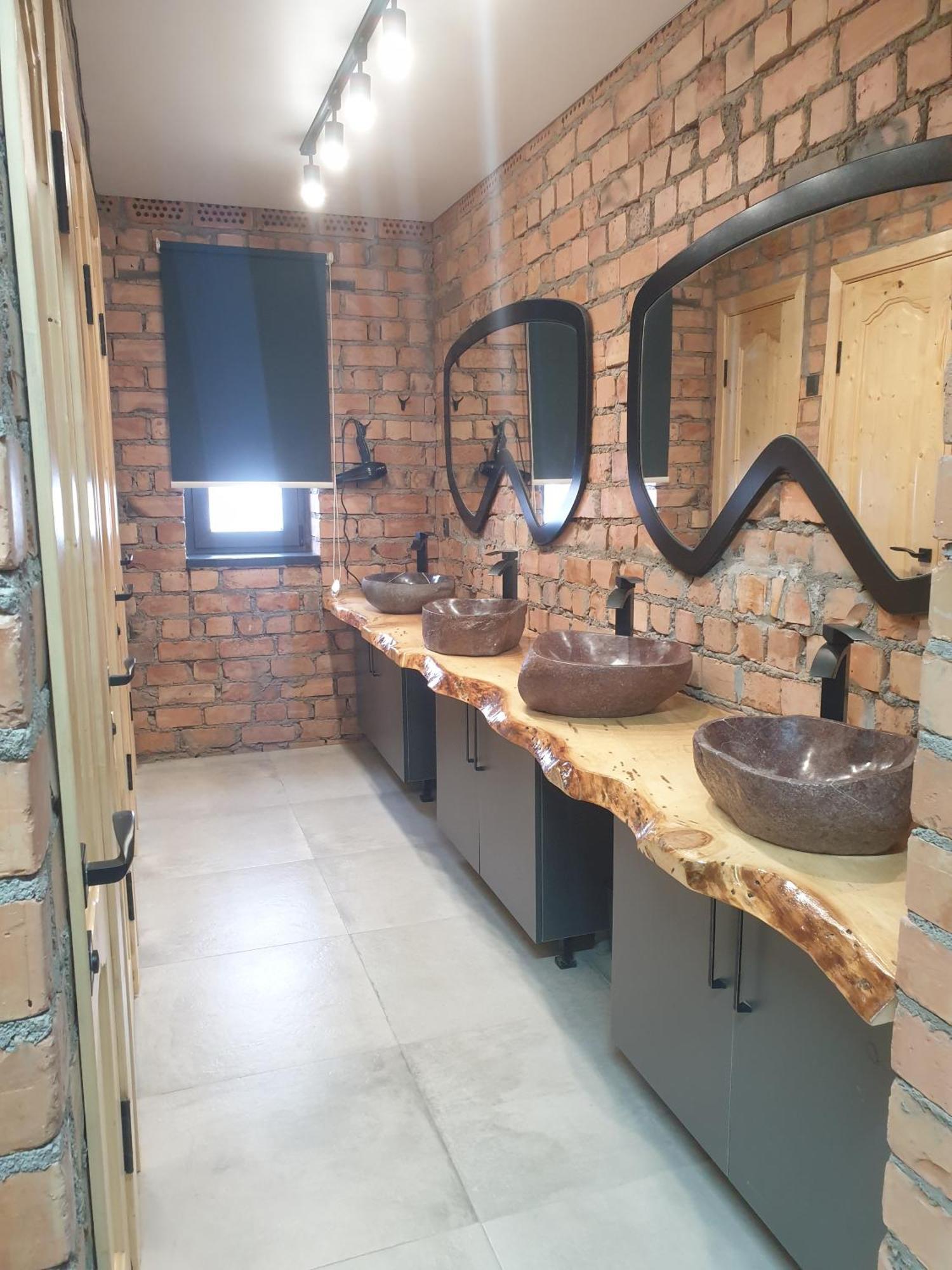 Mine Hostel Dzhergalan Jyrgalan 外观 照片